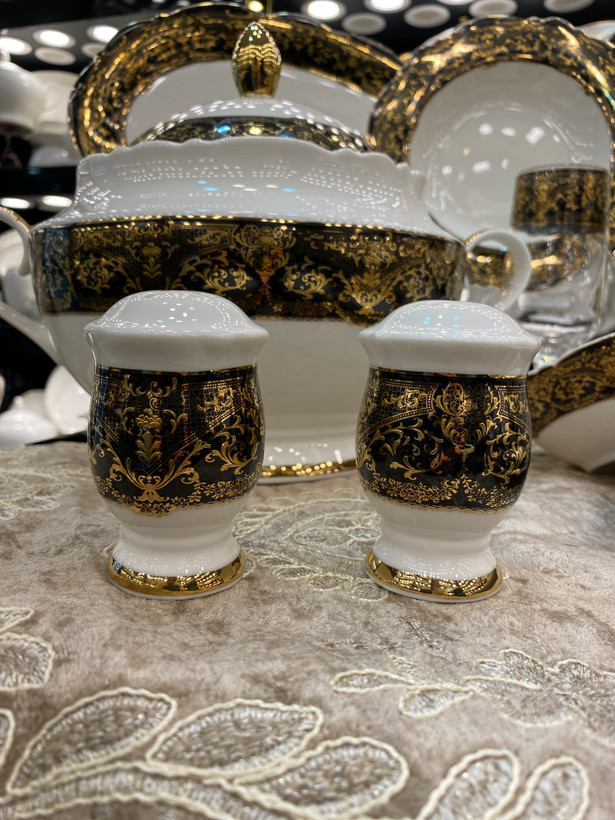 سرویس ۱۸نفره طلاکوب