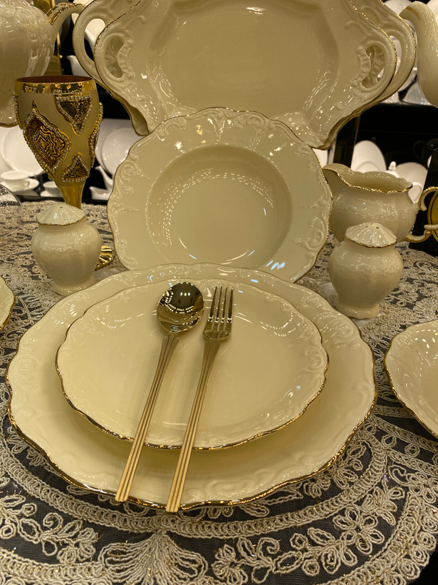 سرویس ۱۸نفره کرم وارداتی