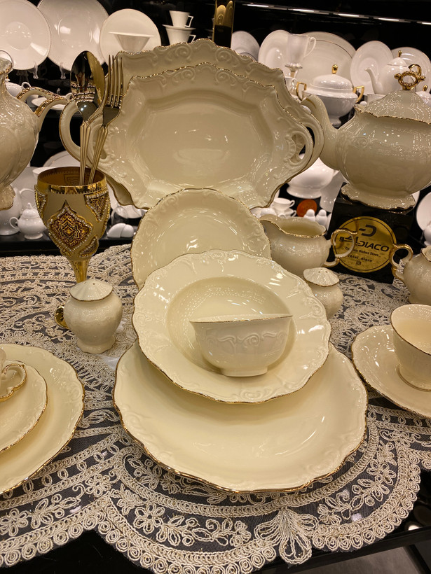 سرویس ۱۸نفره کرم وارداتی